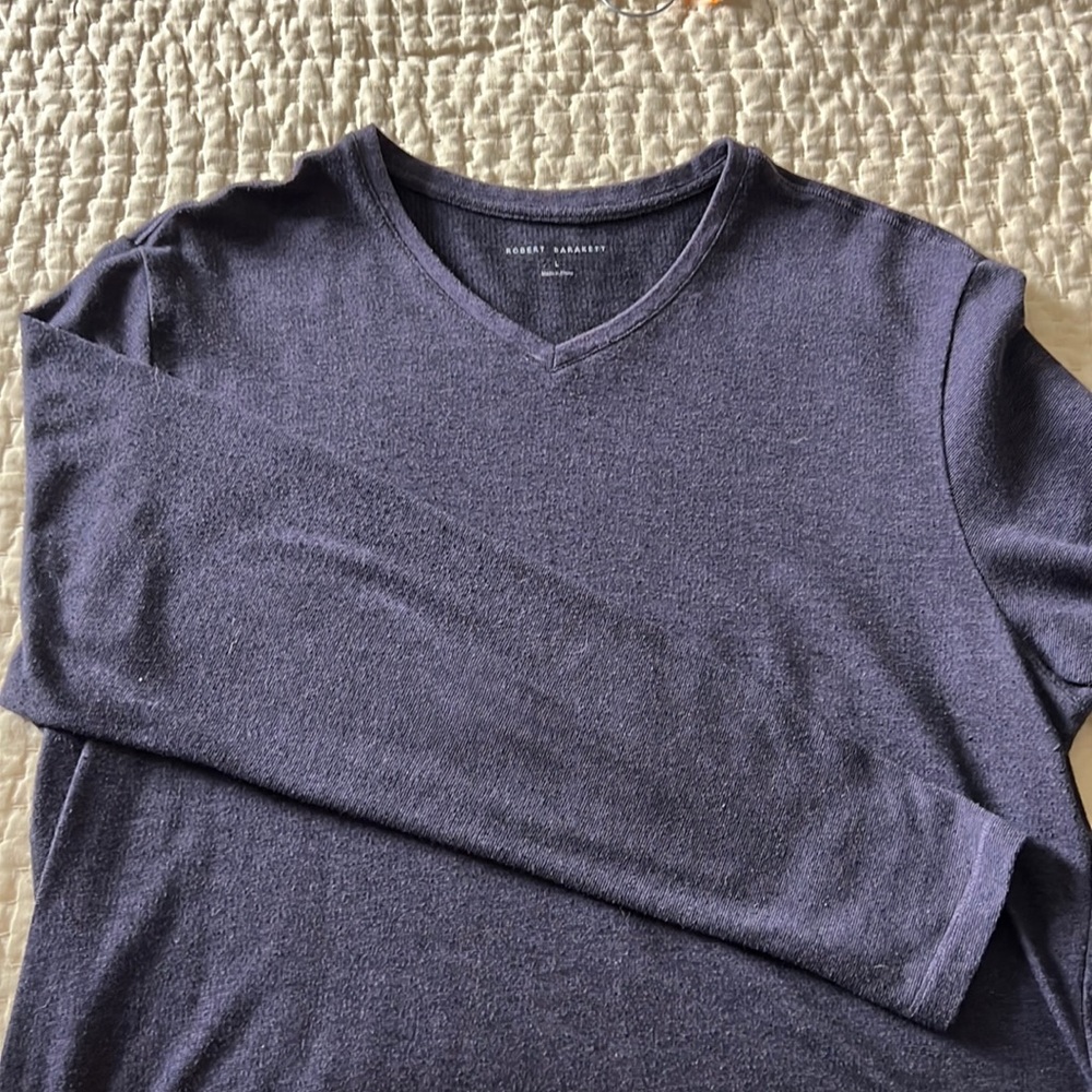 Robert Barakett Long Sleeve v-neck T-Shirt
